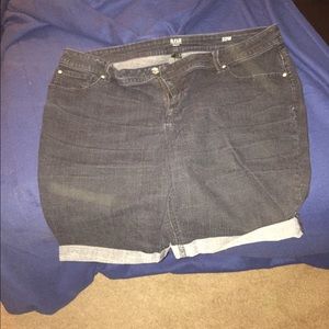 Plus sized jean shorts