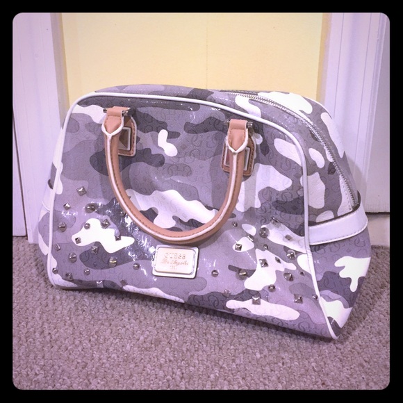 Gray and white camo Guess purse