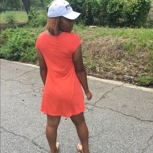 Meet your Posher, Tenia