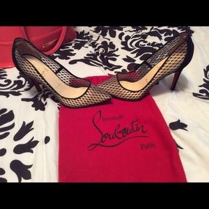 Authentic CHRISTIAN LOUBOUTIN Black Pigaresille