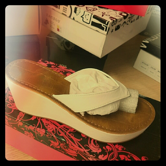 New shoes!!!! Very nice