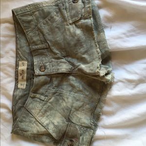 Camo hollister shorts (camouflage)