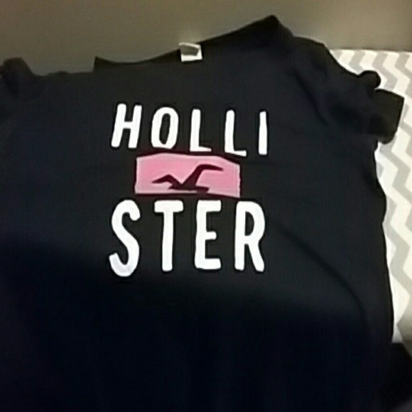 Shirts - Picture 3 of 4