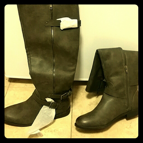 JustFab Shoes - Knee high boots