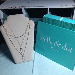 Stella & Dot aria drop necklace