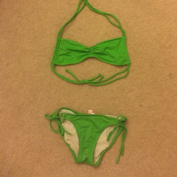 Green Victoria's Secret bikini!