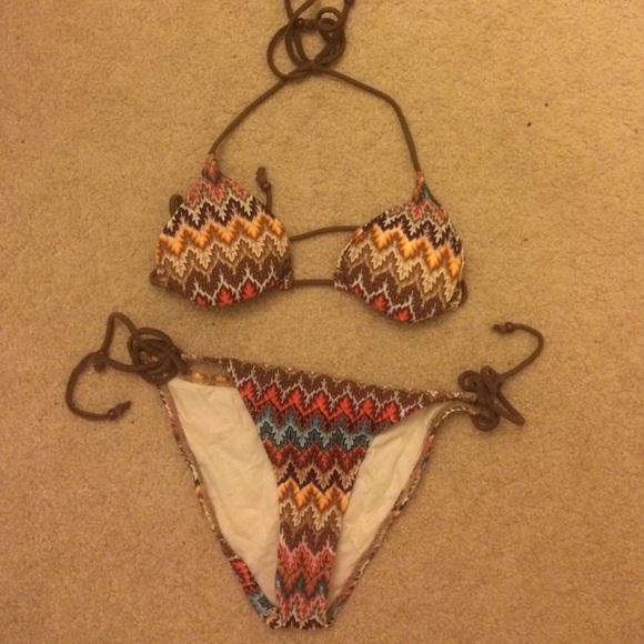 H&M boho print bikini
