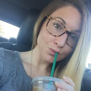 Meet your Posher, Leslie