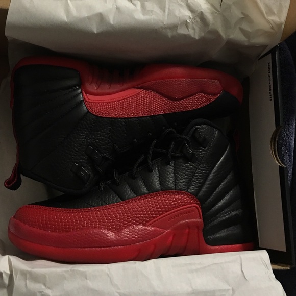 Flu game 12s  5Y CHEAPER ON MERCARI - Picture 1 of 4