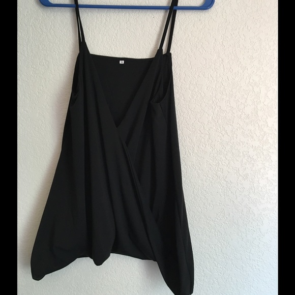 S Casual V Neck Top - Picture 2 of 4