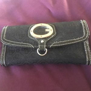 Guess wallet
