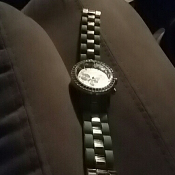 Watch - Picture 2 of 2