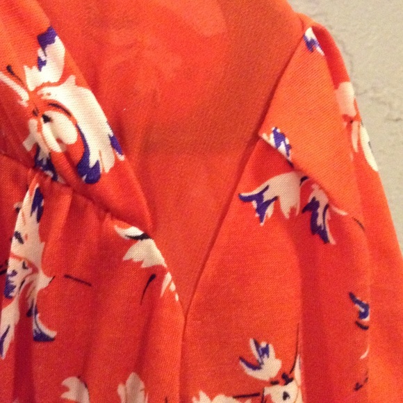 Juicy Couture Dress - Picture 2 of 4