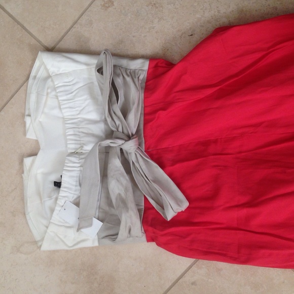 BEBE COLORBLOCK STRIPED DRESS WITH BOW BACK - Picture 2 of 2