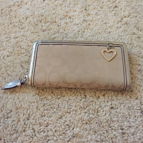 Coach wallet