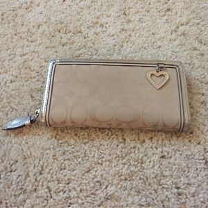 Coach wallet