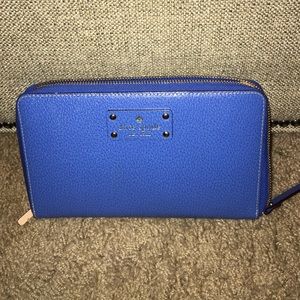 Kate Spade travel wallet
