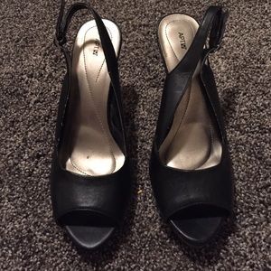 Black apartment 9 high heels