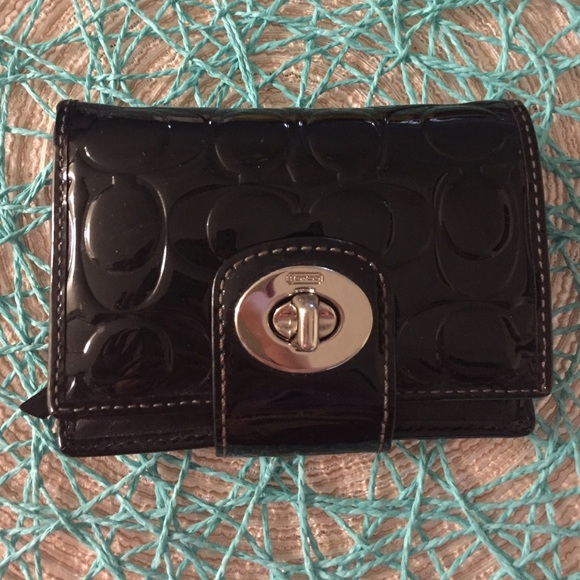 SOLD ❗️Black coach wallet