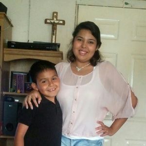 Meet your Posher, Leeann