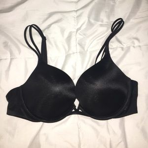 Black push bra