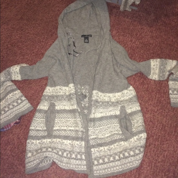 Grey sweater