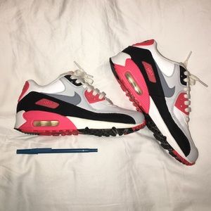 Nike air max shoes
