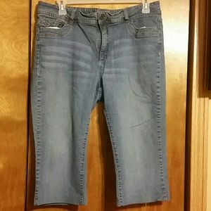 Jean capris