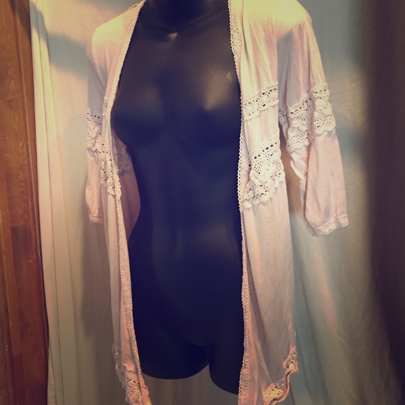 Flirty 3/4 sleeve cardigan - Picture 1 of 3
