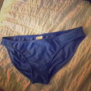 bikini bottoms no holes or problems