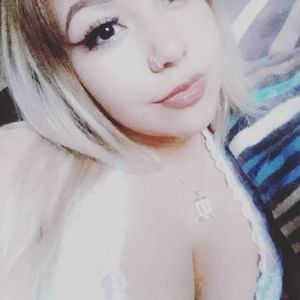 Meet your Posher, Roxana