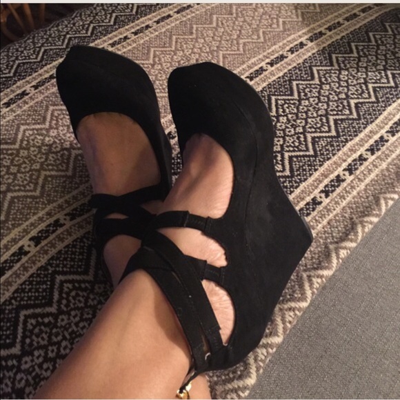 Black Strappy Wedges