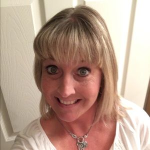 Meet your Posher, Janette