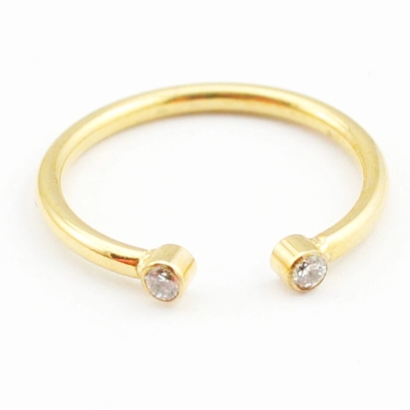 Jewelry - 14k Gold Rhinestone Ring