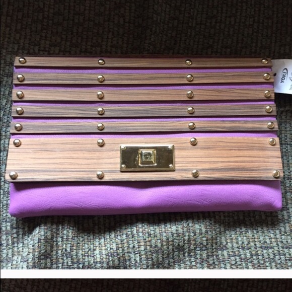 Purple and wooden envelope clutch.💜