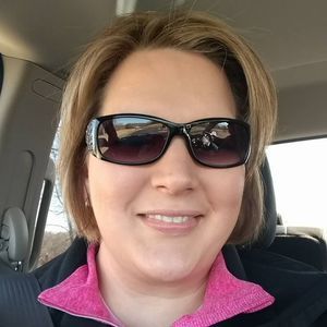 Meet your Posher, Becky