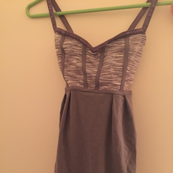 Lululemon workout tank
