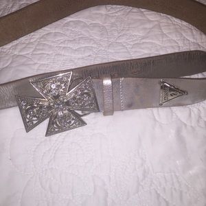 Guess Belt