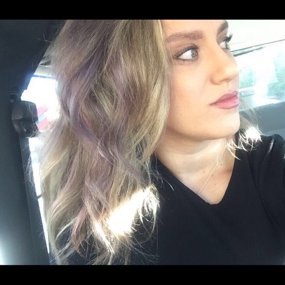 Meet Your Posher - Picture 3 of 4