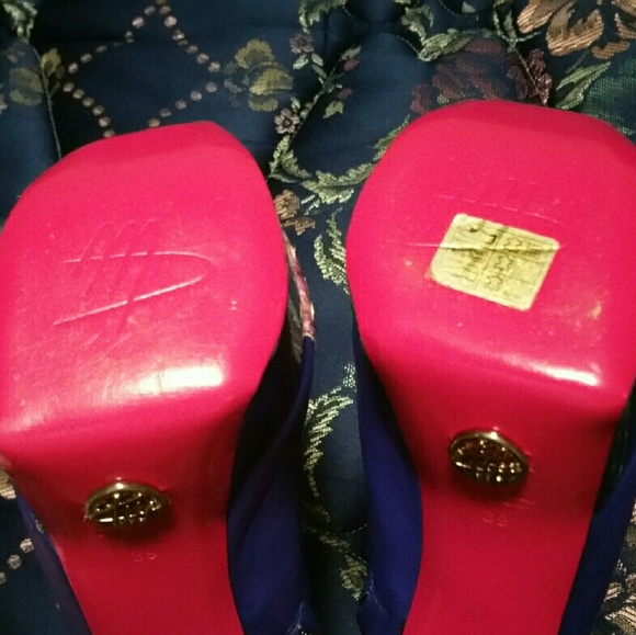 Massimo Dogana "Napa Blue Leaves" Snakeskin bootie - Picture 4 of 4