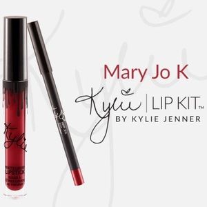 Mary Jo K - Kylie lip kit