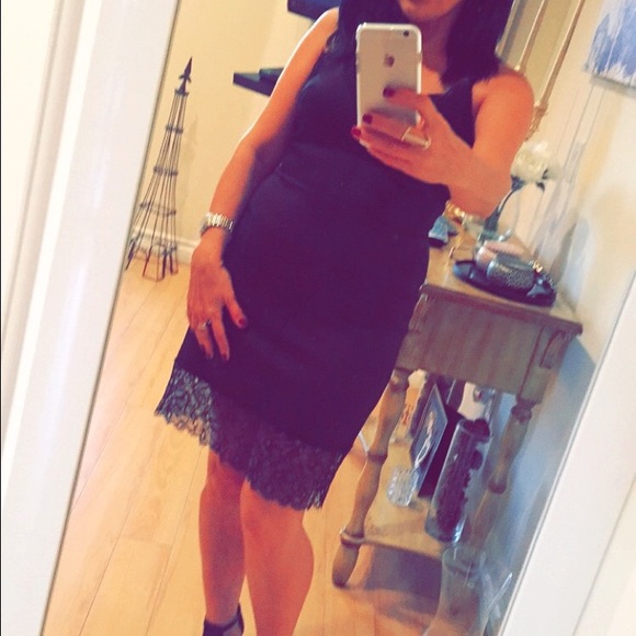 Black beautiful dress(zip in the back)