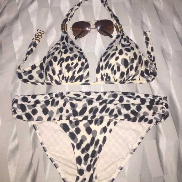 Victoria's Secret bikini