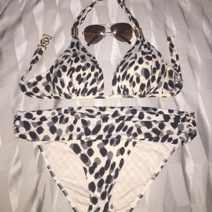 Victoria's Secret bikini