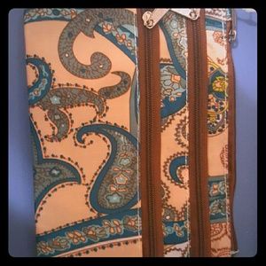 3 pocket sipper anything case