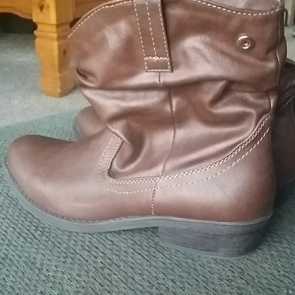 Brown boots