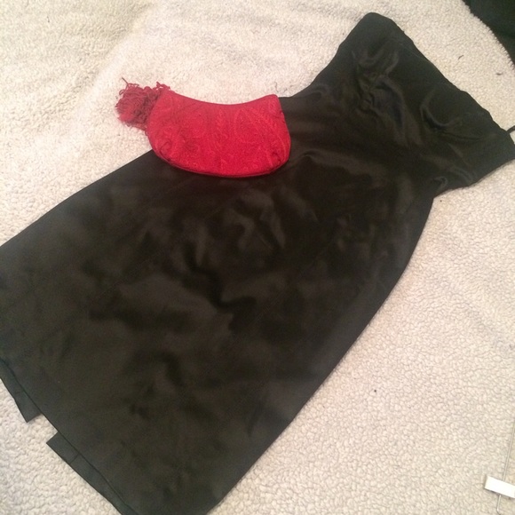 bebe Dresses & Skirts - 👗Bebe Strapless Bodycon👗