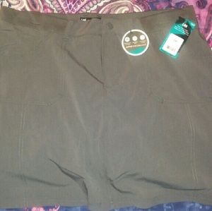 Lee active size 14 skirt with shorts