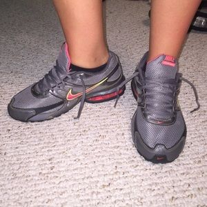 Nike gym shoes