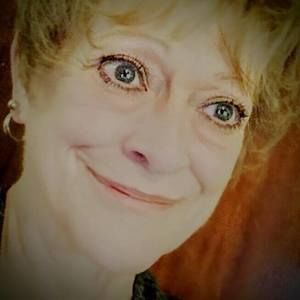 Meet your Posher, Janet